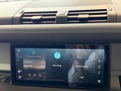 2022 Land Rover Defender 110 D300 SE