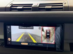 2022 Land Rover Defender 110 D300 SE