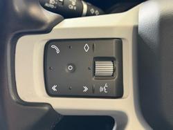 2022 Land Rover Defender 110 D300 SE