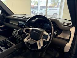 2022 Land Rover Defender 110 D300 SE