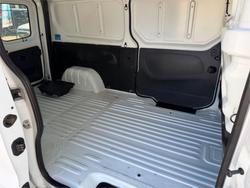 2018 RENAULT TRAFIC FORMULA EDITION SWB X82 MY18 White