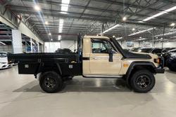 2024 Toyota Landcruiser GXL