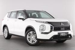 2022 Mitsubishi Outlander ES