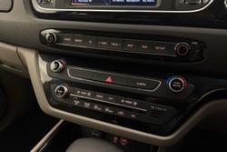 2019 Kia Carnival SLi