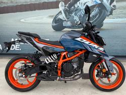 KTM 390 Duke