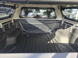 2025 Isuzu D-MAX LS-U