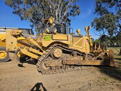 2010 CAT D8t Yellow