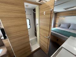 2018 Adria Altea 552