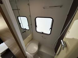 2018 Adria Altea 552