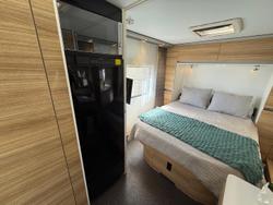 2018 Adria Altea 552