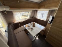 2018 Adria Altea 552