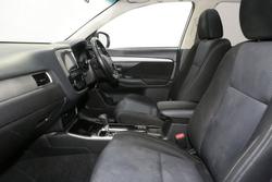 2017 Mitsubishi Outlander LS