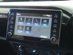 2023 Toyota Hilux SR5