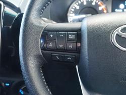 2023 Toyota Hilux SR5