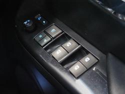 2023 Toyota Hilux SR5