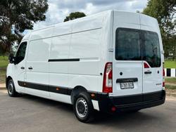 2024 Renault Master Pro 110kW