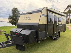 Coach RV 2 Bunk 18.7FT