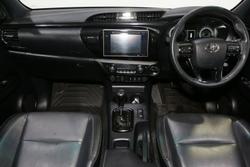 2020 Toyota Hilux Rugged X