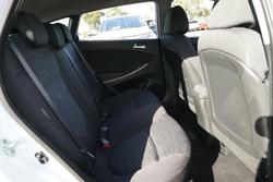 2016 Hyundai Accent SR
