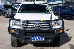 2017 Toyota Hilux SR
