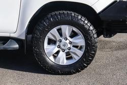 2017 Toyota Hilux SR