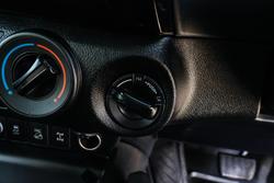 2017 Toyota Hilux SR