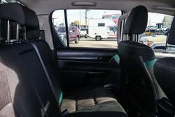 2017 Toyota Hilux SR