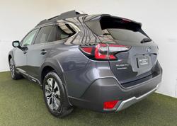 2025 Subaru Outback AWD Touring