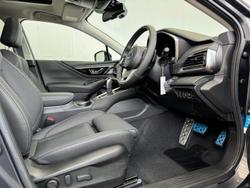 2025 Subaru Outback AWD Touring