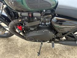 2024 Triumph BONNEVILLE SPEED TWIN Green