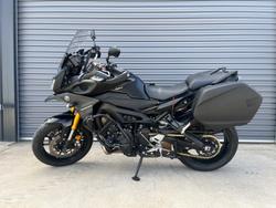 2017 Yamaha MT-09 Tracer (MT09TRA) MT Black