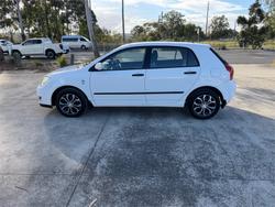 2005 TOYOTA COROLLA CONQUEST SECA ZZE122R White