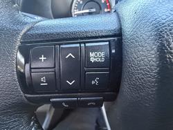 2022 Toyota Hilux SR5