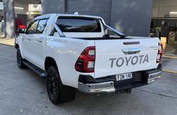 2022 Toyota Hilux SR5