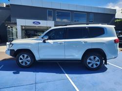 2025 Toyota Landcruiser Sahara