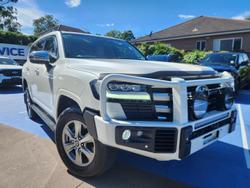 2025 Toyota Landcruiser Sahara