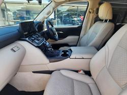 2025 Toyota Landcruiser Sahara