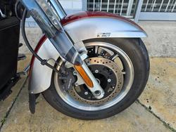 Kawasaki 2009 KAWASAKI 1700CC VN1700 NOMAD Red