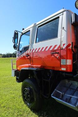 1999 Isuzu F Series FTS 750