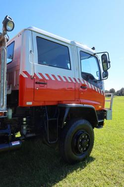 1999 Isuzu F Series FTS 750