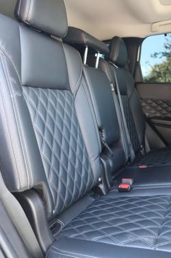 2023 Mitsubishi Outlander Exceed