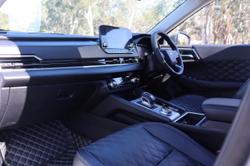 2023 Mitsubishi Outlander Exceed