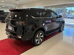 2025 Isuzu MU-X LS-T