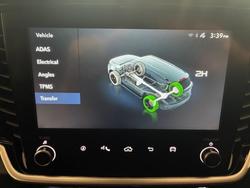 2025 Isuzu MU-X LS-T