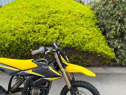 2025 Sur-ron 2025 SUR-RON ELECTRIC HYPER BEE Yellow
