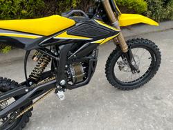 2025 Sur-ron 2025 SUR-RON ELECTRIC HYPER BEE Yellow