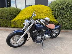 2018 Yamaha XVS650 V-STAR CUSTOM Blue
