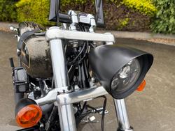 2016 HARLEY-DAVIDSON FXSB SOFTAIL BREAKOUT Gold