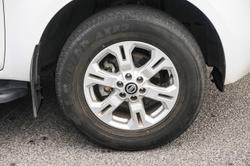 2021 Nissan Navara ST 4x2