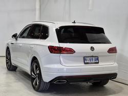 2022 Volkswagen Touareg 210TDI R-Line